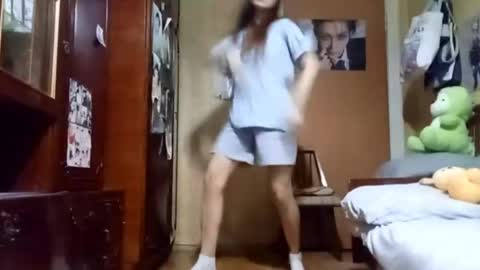 Mira online show from October 26, 2025, 3:40 pm