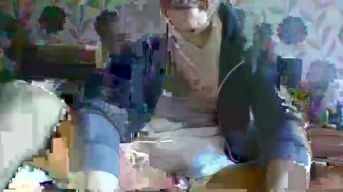 sexy lad looking for fun online show from December 5, 2025, 1:31 pm