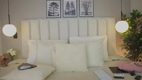 Ana online show from June 26, 2026, 1:32 am