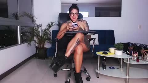 Sammy online show from January 30, 2025, 1:00 am