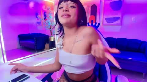 Sammy  online show from April 18, 2026, 3:32 am