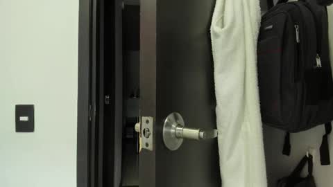 Snapshot of sammy_sophiaa chatting on November 19, 2025, 12:32 am Sophia online show from November 19, 2025, 12:32 am