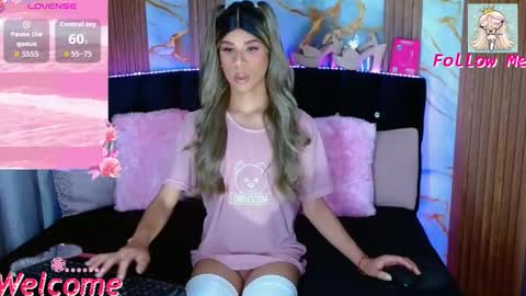 sammylittle_ online show from October 5, 2025, 6:17 pm