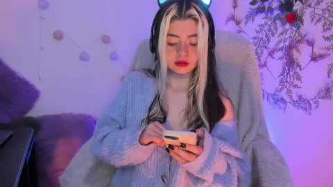   online show from February 2, 2025, 3:43 am