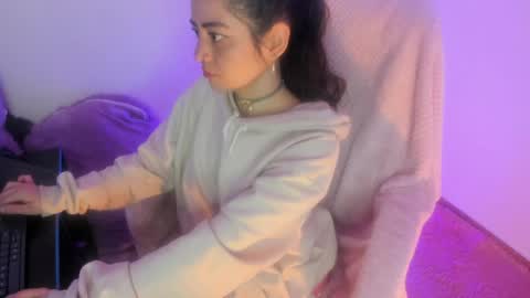   online show from April 6, 2026, 4:46 am