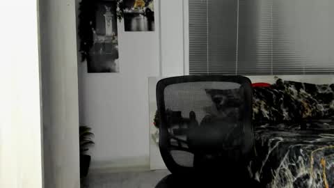 samuel2rd online show from April 21, 2026, 3:35 am