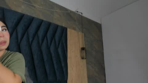 S A M Y  G R E Y  online show from November 1, 2025, 3:19 am