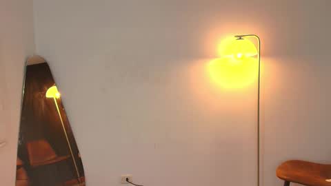 Hello I am absent due to a family calamity I will return soon-hola estoy ausente por un problema familiar volvere pronto. online show from September 27, 2025, 12:48 am