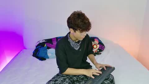 Snapshot of samy_twink chatting on July 11, 2026, 2:25 am Sammy online show from July 11, 2026, 2:25 am