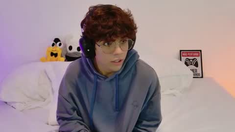 Snapshot of samy_twink chatting on July 13, 2026, 2:58 am Sammy online show from July 13, 2026, 2:58 am