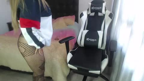 Snapshot of samy_vsn chatting on January 30, 2025, 5:28 pm samy_vsn online show from January 30, 2025, 5:28 pm