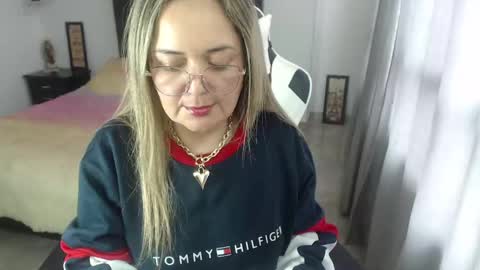 Snapshot of samy_vsn chatting on January 30, 2025, 8:53 pm samy_vsn online show from January 30, 2025, 8:53 pm