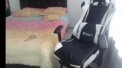 Snapshot of samy_vsn chatting on February 15, 2025, 9:04 pm samy_vsn online show from February 15, 2025, 9:04 pm