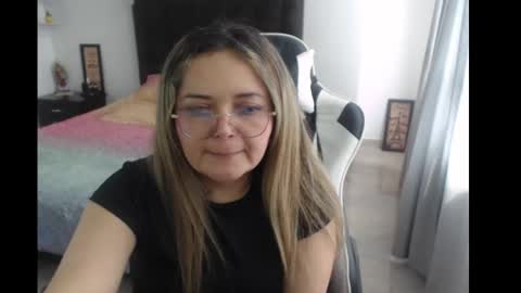 Snapshot of samy_vsn chatting on March 2, 2025, 7:23 pm samy_vsn online show from March 2, 2025, 7:23 pm