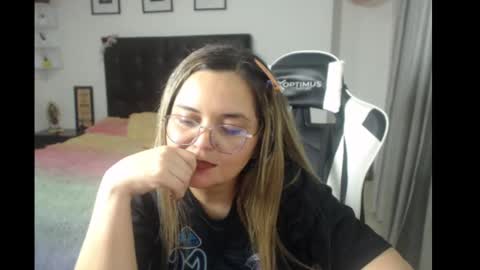 Snapshot of samy_vsn chatting on March 12, 2025, 12:42 am samy_vsn online show from March 12, 2025, 12:42 am