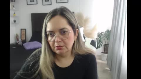 Snapshot of samy_vsn chatting on September 13, 2025, 5:57 pm samy_vsn online show from September 13, 2025, 5:57 pm