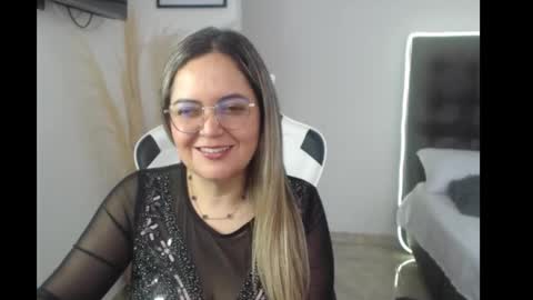 Snapshot of samy_vsn chatting on October 5, 2025, 5:11 pm samy_vsn online show from October 5, 2025, 5:11 pm