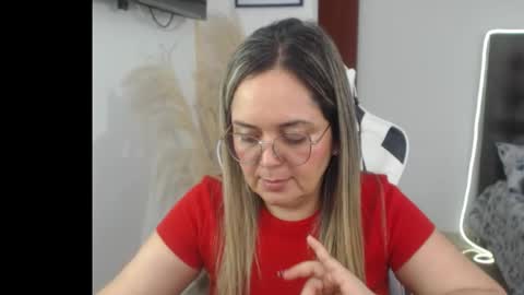 Snapshot of samy_vsn chatting on October 14, 2025, 7:03 pm samy_vsn online show from October 14, 2025, 7:03 pm