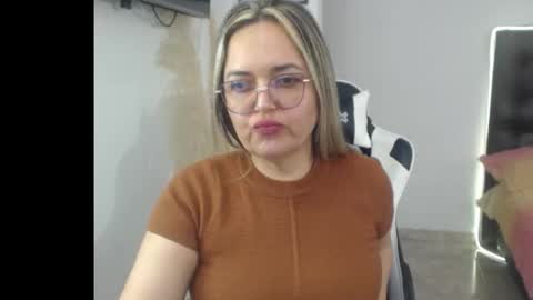 Snapshot of samy_vsn chatting on November 30, 2025, 6:56 pm samy_vsn online show from November 30, 2025, 6:56 pm