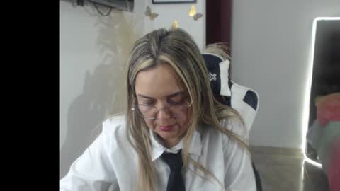 Snapshot of samy_vsn chatting on December 4, 2025, 1:04 am samy_vsn online show from December 4, 2025, 1:04 am