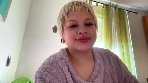 Samymoon online show from March 29, 2026, 8:36 am