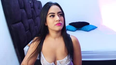 Samy online show from February 10, 2025, 11:13 pm