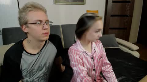 SamyScott online show from November 22, 2025, 10:25 am