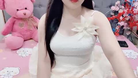 sanami_sian_ online show from December 5, 2025, 2:53 am