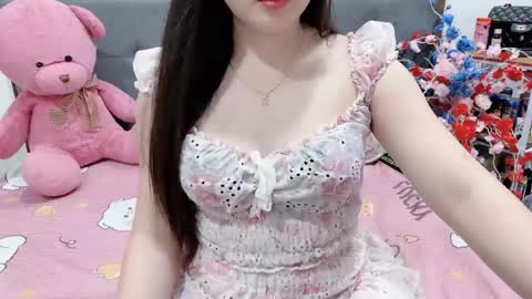 sanami_sian_ online show from April 22, 2026, 1:52 am