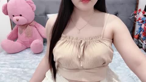 sanami_sian_ online show from June 4, 2026, 2:39 am