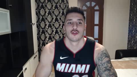 Snapshot of sanchezerik4 chatting on January 31, 2025, 6:35 am Sanchez Erik online show from January 31, 2025, 6:35 am