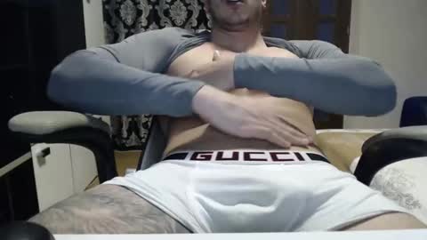 Snapshot of sanchezerik4 chatting on February 5, 2025, 3:31 pm Sanchez Erik online show from February 5, 2025, 3:31 pm