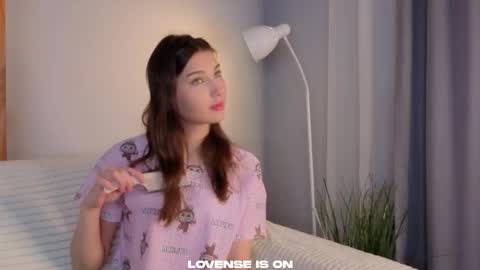 Isabel but you can call me Bella online show from December 5, 2025, 1:36 am