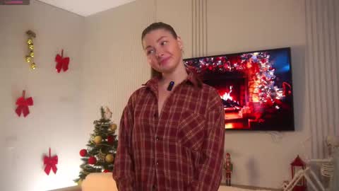 Emma  online show from December 20, 2025, 1:45 am