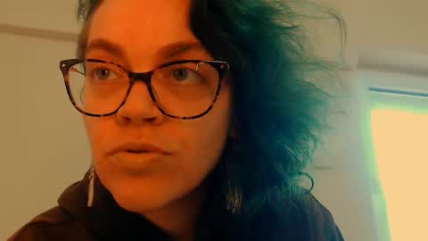 Sandra online show from March 18, 2026, 3:26 pm