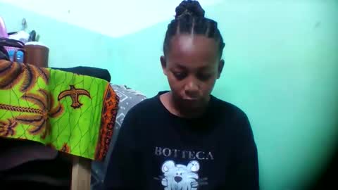 sandra1253099 online show from November 21, 2025, 8:02 am