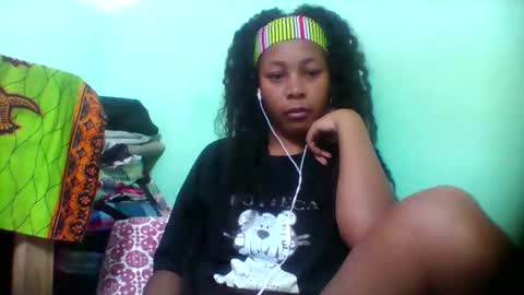 sandra1253099 online show from November 27, 2025, 9:55 am