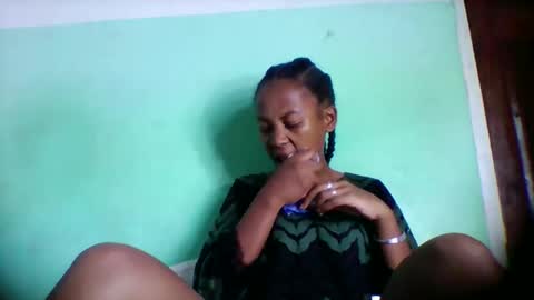 sandra1253099 online show from March 26, 2026, 7:36 am