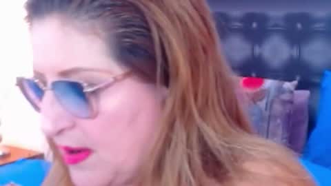 SANDRA online show from November 15, 2025, 10:56 am