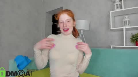 Snapshot of sandra__wilson chatting on May 5, 2026, 1:46 am Sandra online show from May 5, 2026, 1:46 am