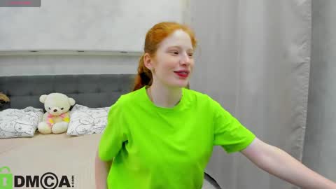 Snapshot of sandra__wilson chatting on May 15, 2026, 1:23 am Sandra online show from May 15, 2026, 1:23 am
