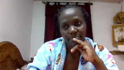 sandra online show from March 27, 2026, 3:56 am