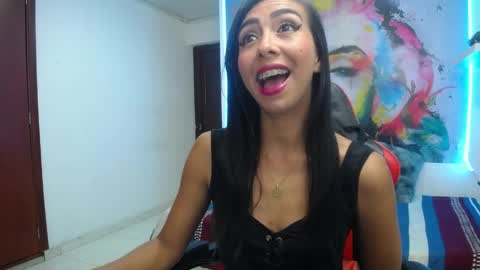 sandra  online show from May 11, 2026, 2:28 am