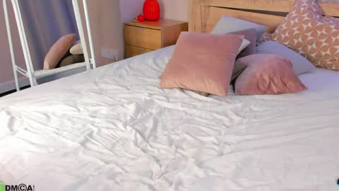 sandraa_anderson online show from April 21, 2026, 2:51 am