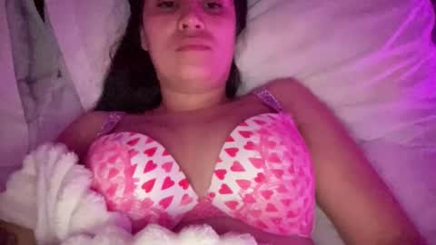 Snapshot of sandrabreeze chatting on April 25, 2026, 7:00 am SANDRABREEZE online show from April 25, 2026, 7:00 am