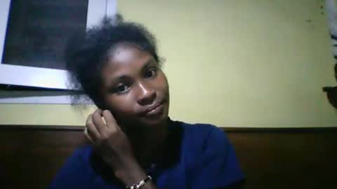 sandricaaa online show from April 19, 2026, 4:45 am