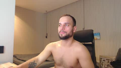 DeAlex online show from March 5, 2025, 4:57 pm