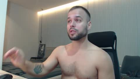 DeAlex online show from September 28, 2025, 10:42 am