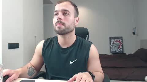 DeAlex online show from April 21, 2026, 12:11 pm