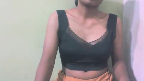 sandy735579 online show from February 5, 2026, 4:11 pm